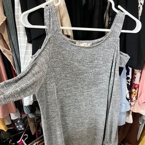 Long sleeve open shoulder